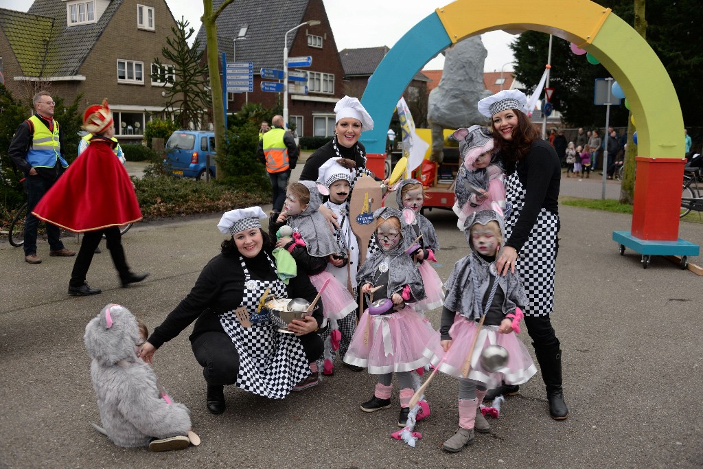 ../Images/Kinderoptocht 2016 008.jpg